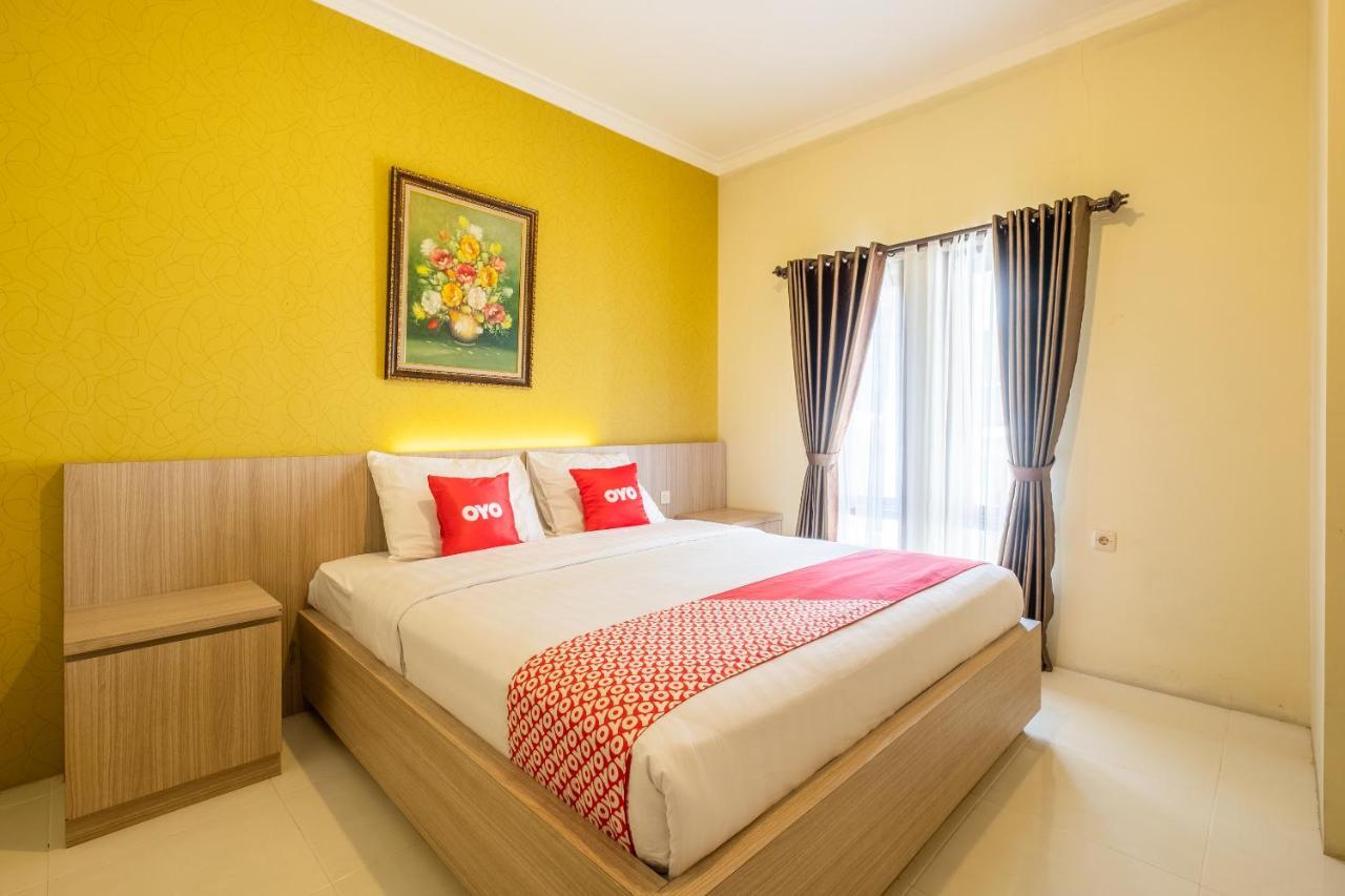 Aleyra Hotel And Villa'S Garut Exteriör bild